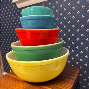 Vintage 1945 Primary Color Pyrex Nesting Bowls